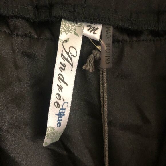 Andree spaghetti strap fringe sequins neck black top  size M - Picture 5 of 7